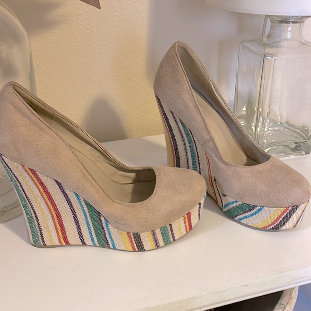 The cutest summer wedges EVER
